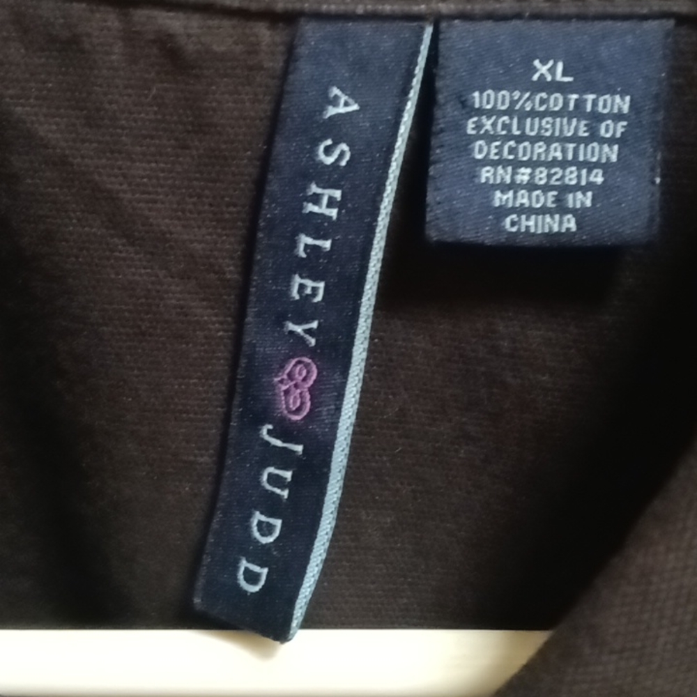 FINAL PRICE ASHLEY JUDD black l/s jacket w front pockets & big buttons XL